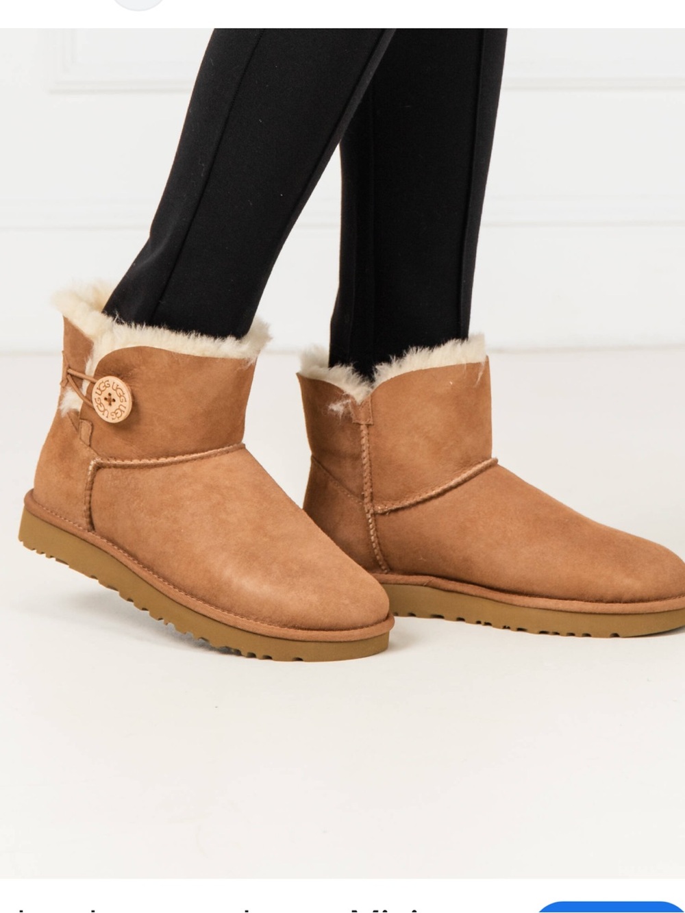 UGG WONEN’S MINI BAILEY BUTTON II CHESTNUT